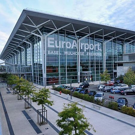 Hotel Berlioz Euroairport Basel - Mulhouse - Freiburg Saint-Louis  Esterno foto