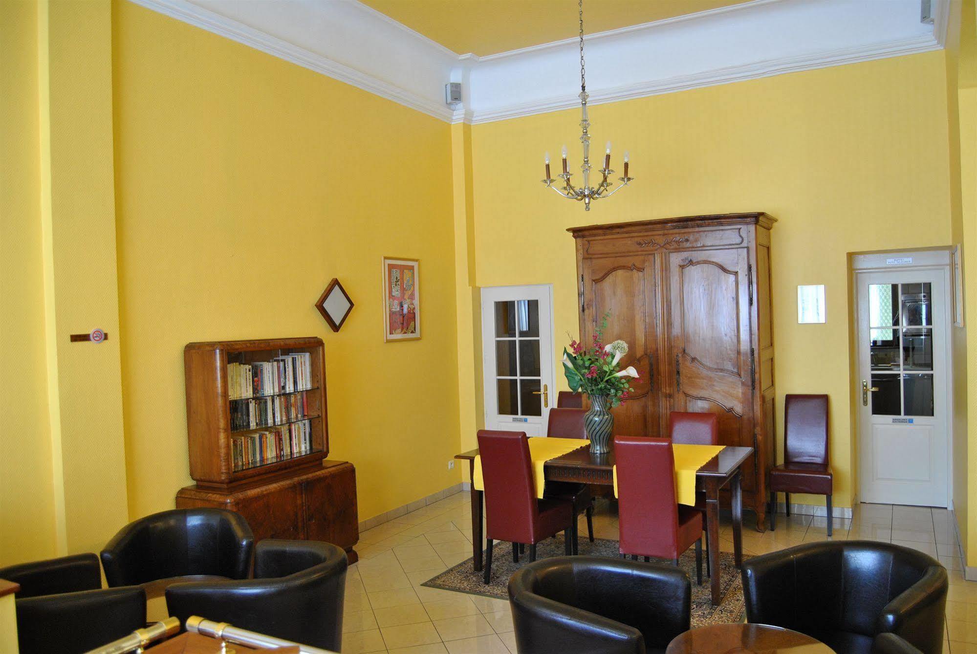 Hotel Berlioz Euroairport Basel - Mulhouse - Freiburg Saint-Louis  Esterno foto